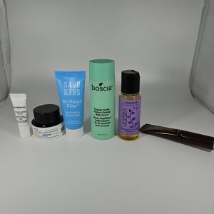 Beauty Lot (6 DELUXE SAMPLE-SIZES + 1 MYSTERY FREE FULL-SIZE)